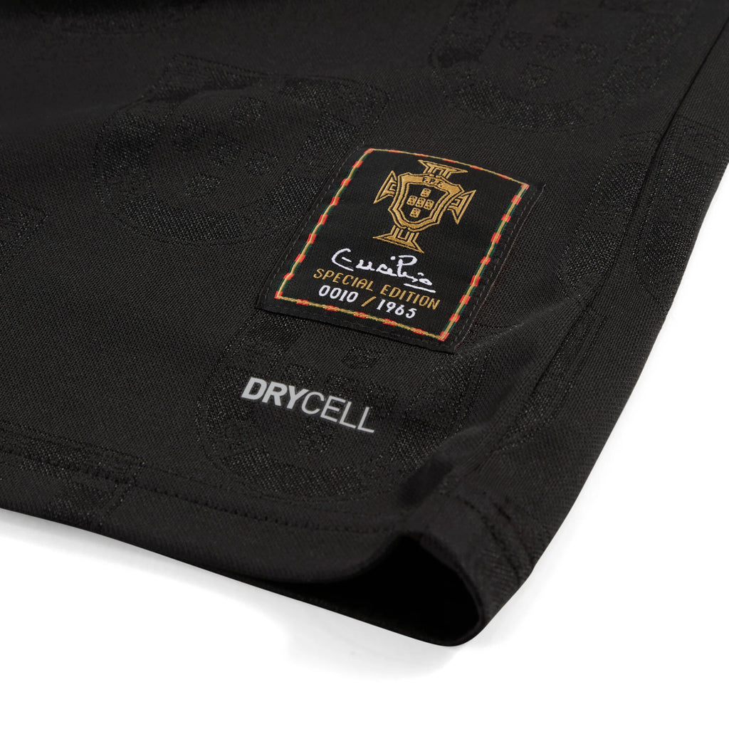 PUMA Portugal SE Authentic W BOX Mens Soccer Jersey 26 Black Gold