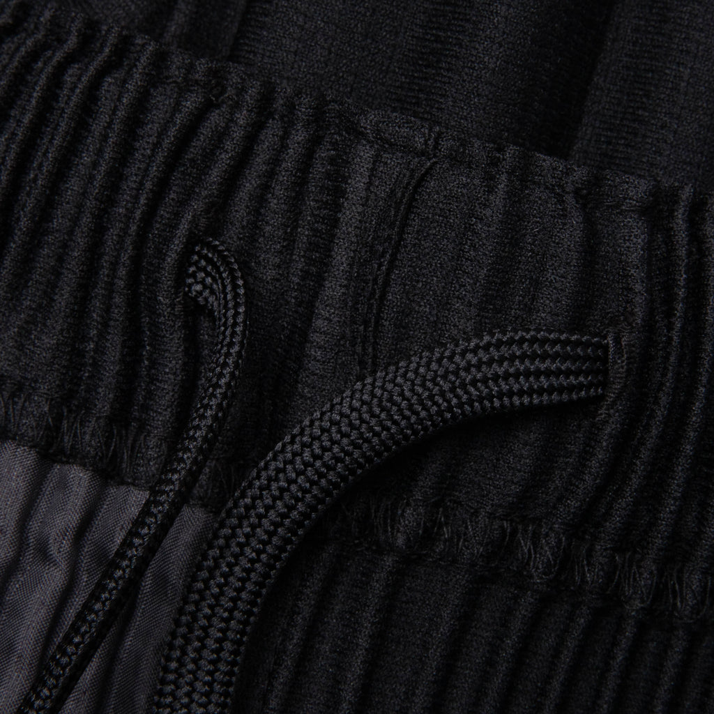 Basics Pleated Pants Black