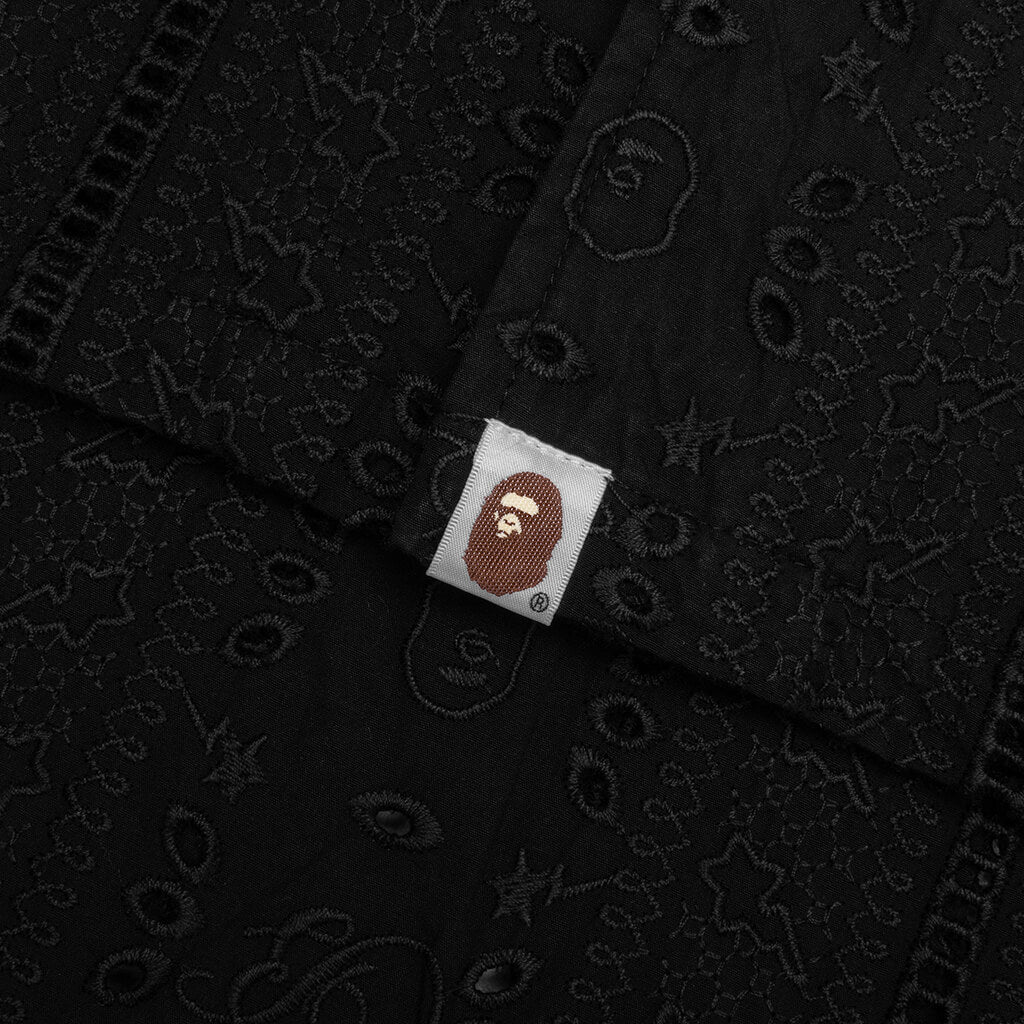 Embroidery Open Collar S S Shirt Black