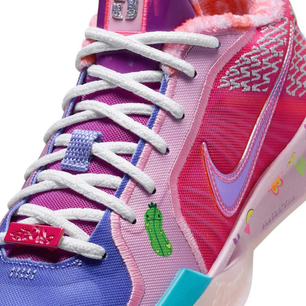 Tênis Nike Sabrina 2 Doernbecher