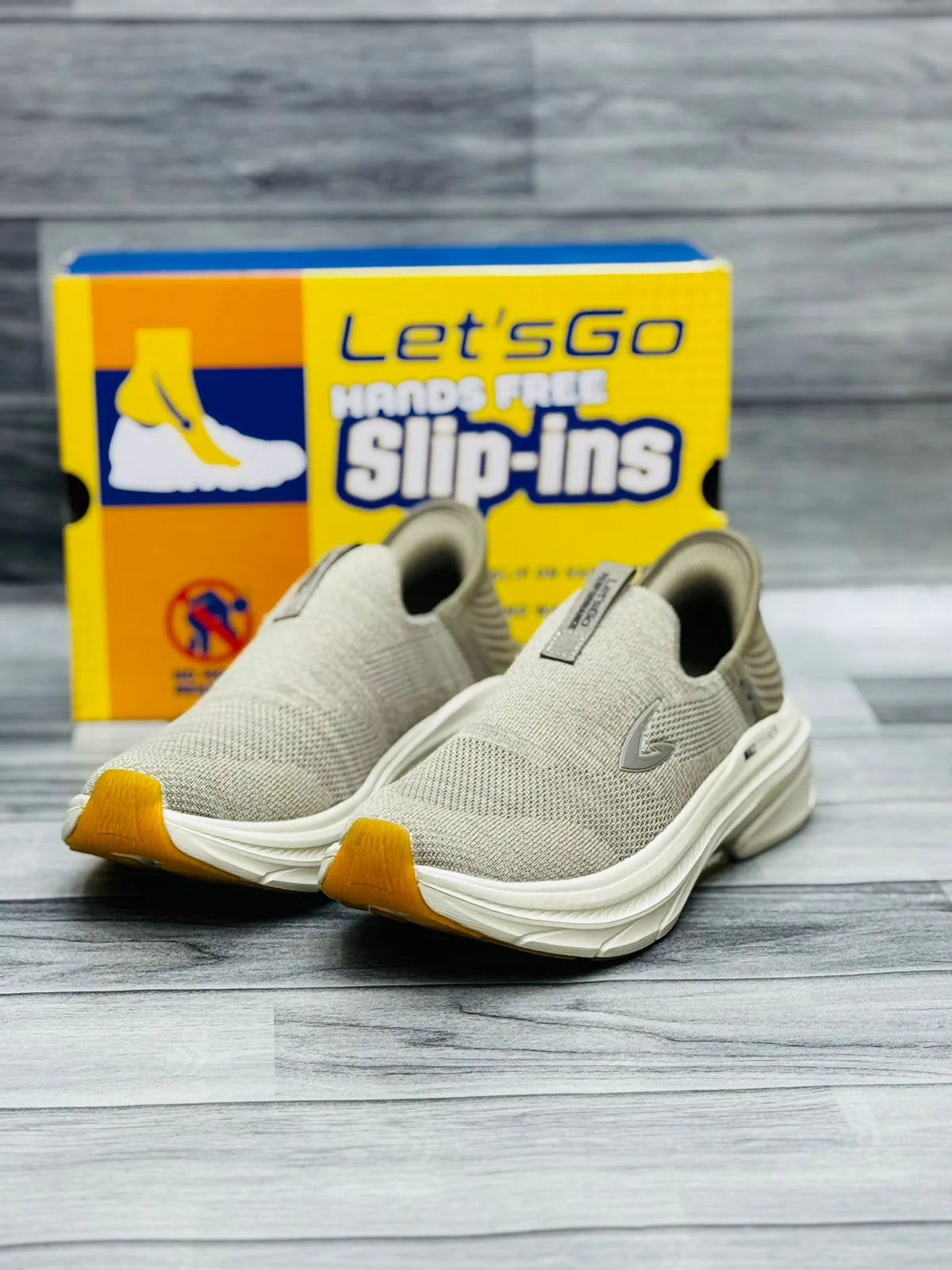 LETS GO SLIP IN ARC FIT SKECHERS KHAKI