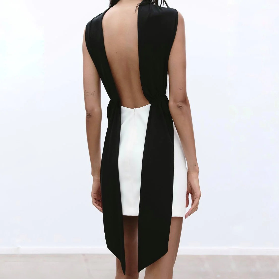 Vestido Curto Laís