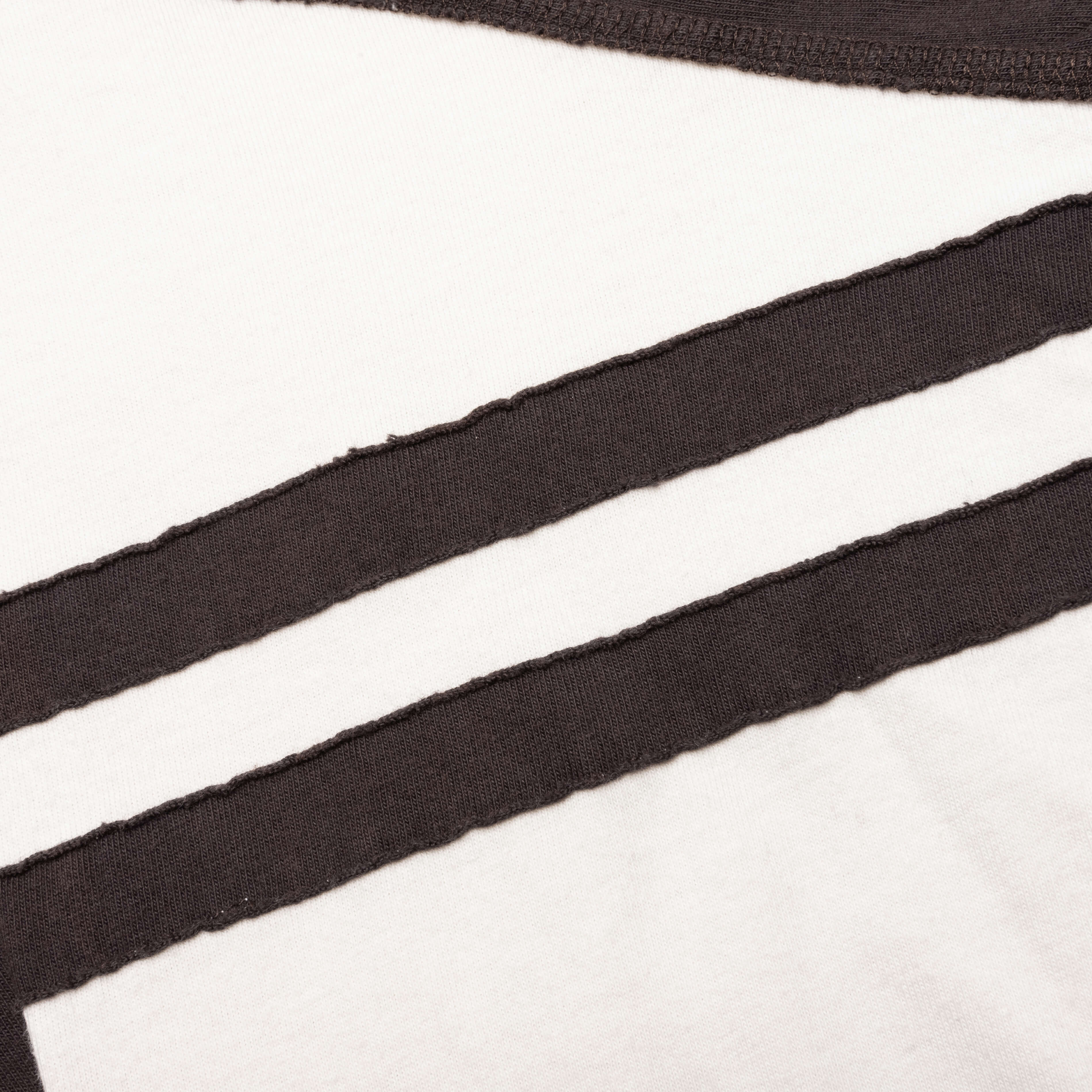 Triple R Contrast L S Tee Black White