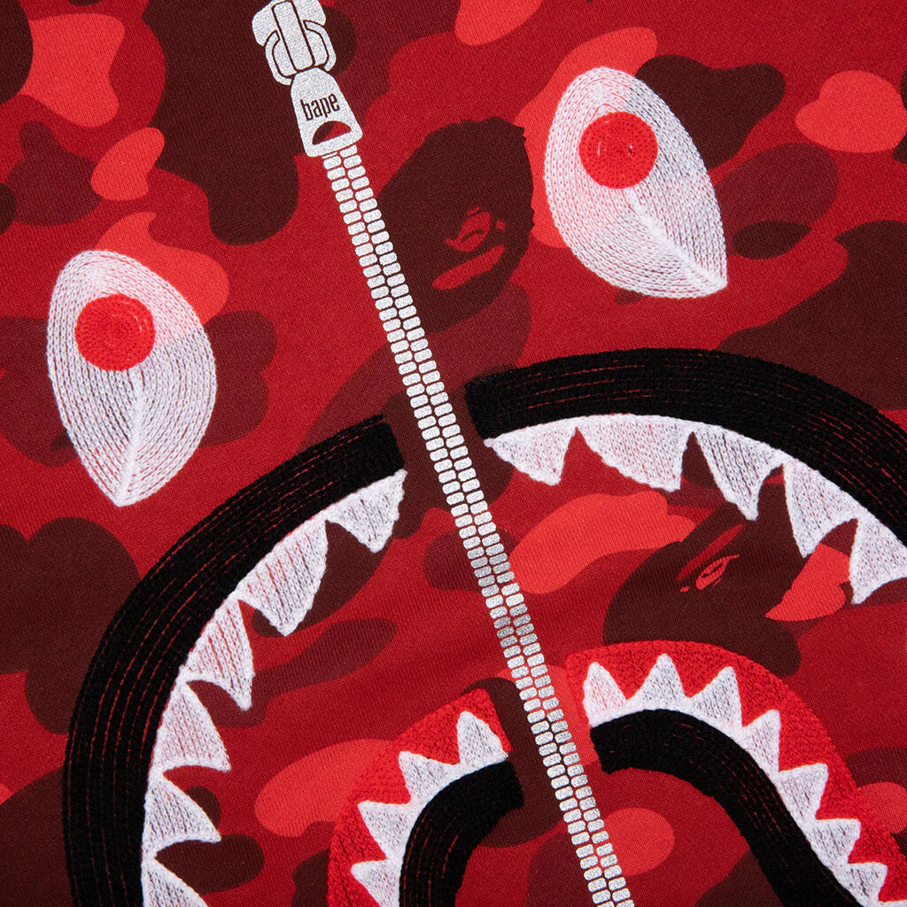 Color Camo Embroidery Shark Crewneck Red