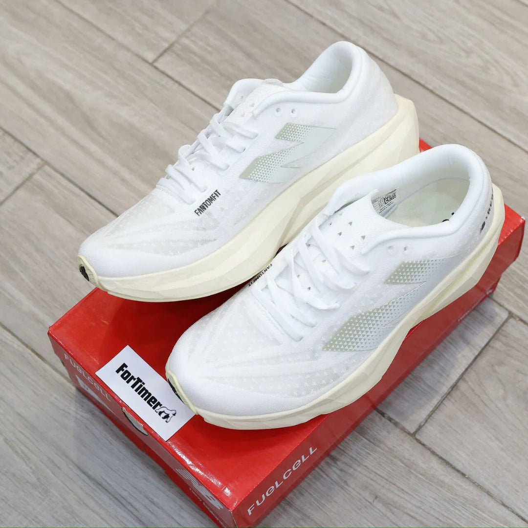 New Balance FuelCell Rebel V4 Branco White