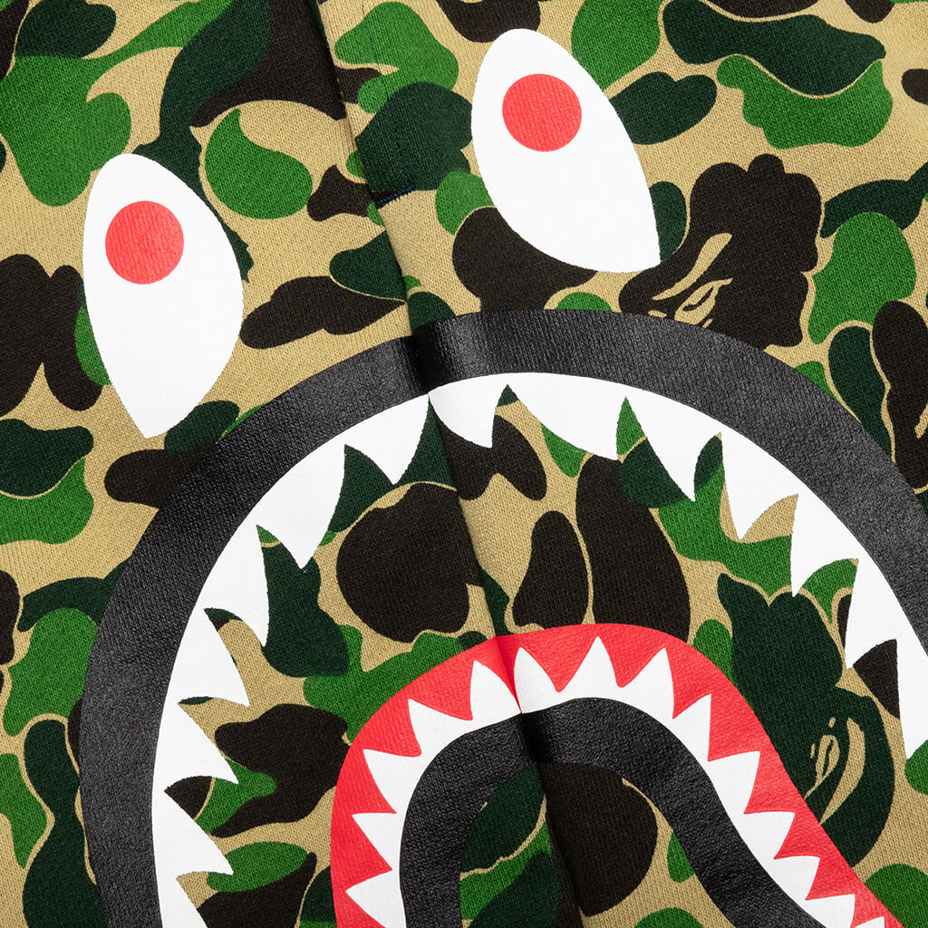 Abc Camo Side Shark Sweat Shorts Green