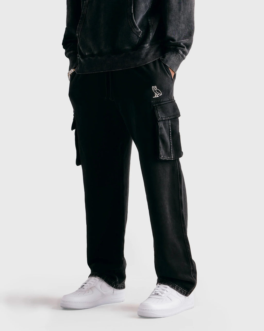 Muskoka Cargo Sweatpant Garment Dyed Black