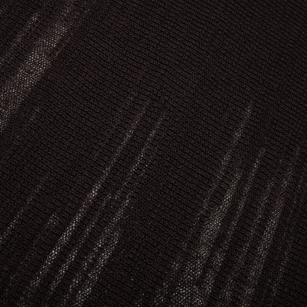 Brush Close Up Knit Brown