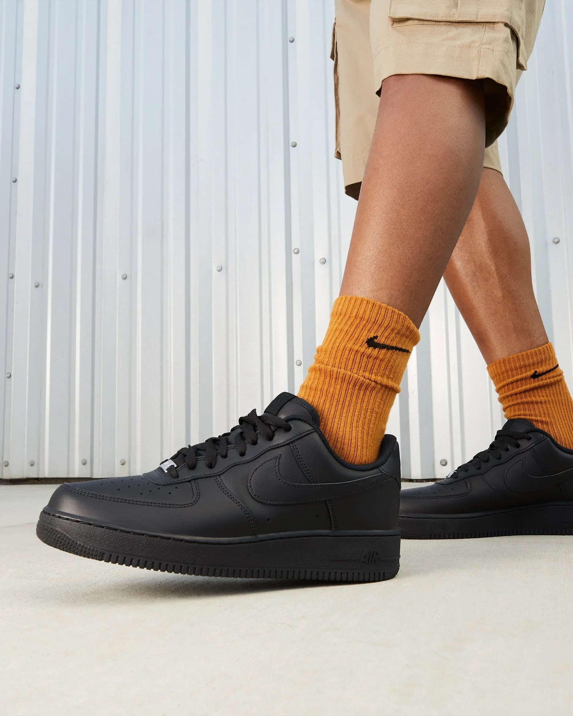 AIRFORCE 1 ALL BLACK