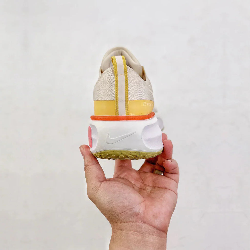 Nike Invincible Run 3 Bege Branco