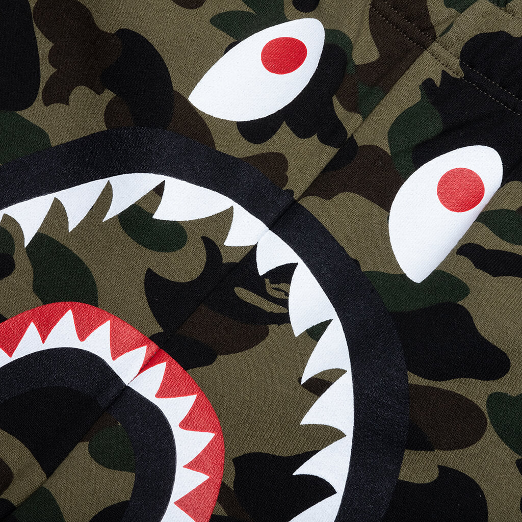 1ST Camo Shark Regular Fit Sweat Shorts Green
