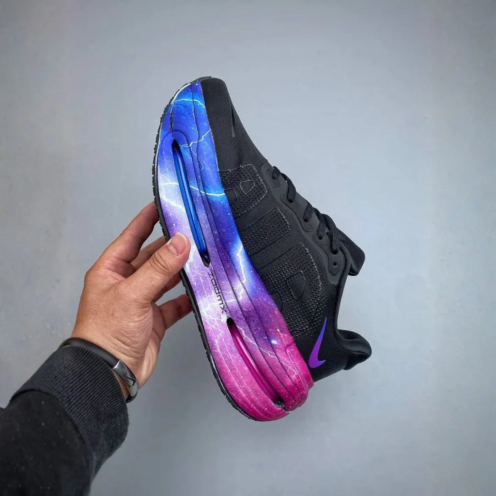Nike Vomero Premium Lightning Strike Pack