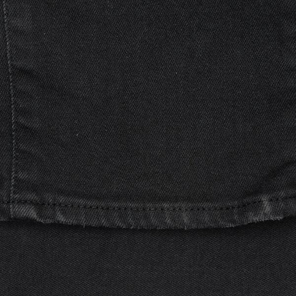 The Cast 2 Carbon