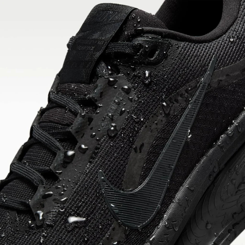 Nike Vomero 18 GORE TEX Preto