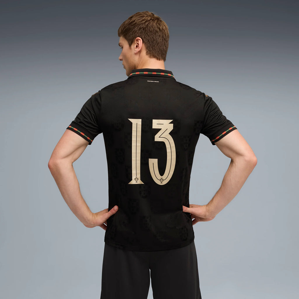 PUMA Portugal SE Authentic W BOX Mens Soccer Jersey 26 Black Gold