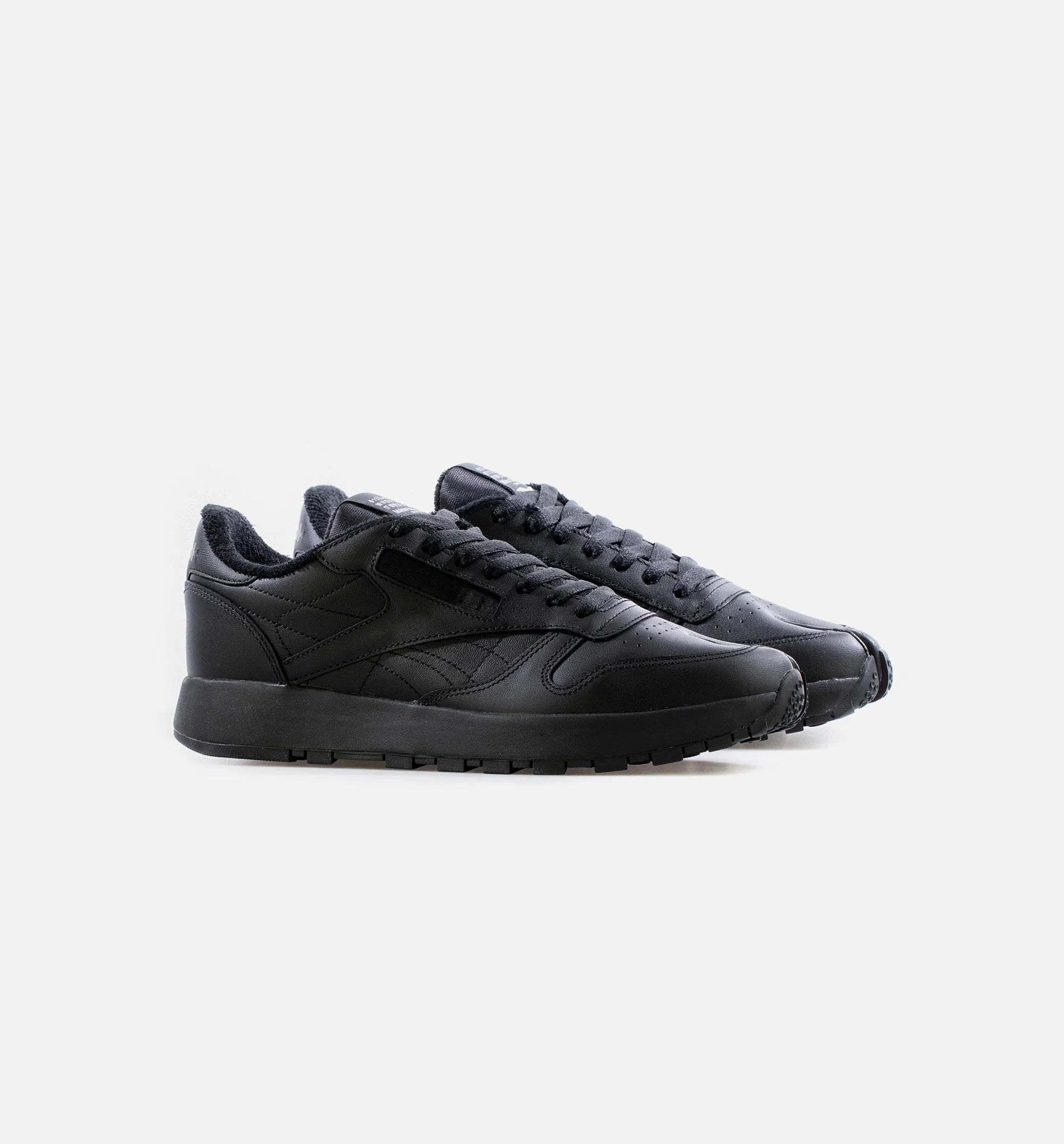Maison Margiela Classic Leather Tabi Mens Lifestyle Shoe Black