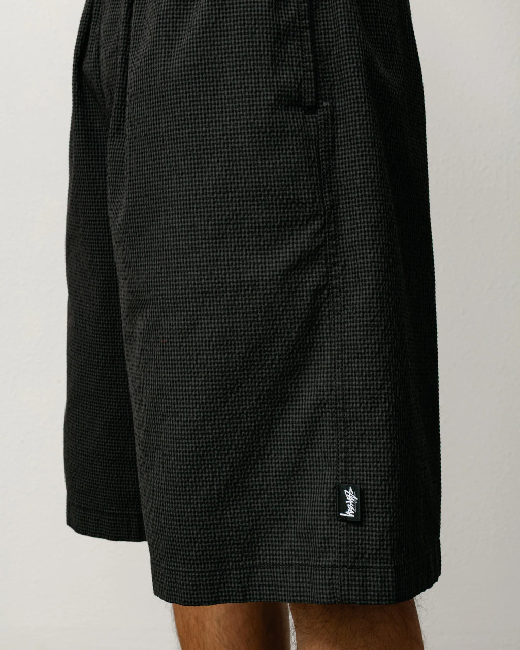 BAGGY SEERSUCKER BEACH SHORT