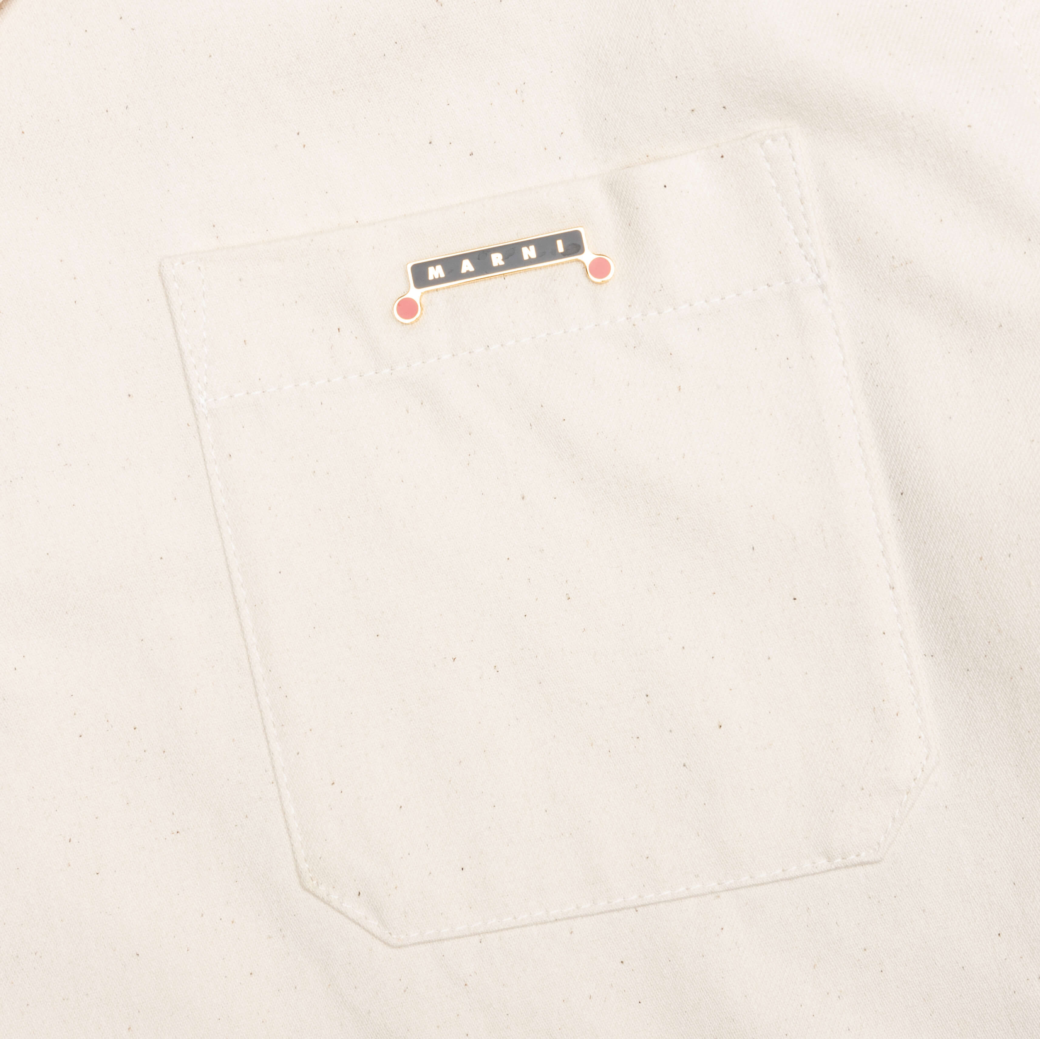 Cream Denim Short Sleeve Shirt with Trunakaroo Plaque Bone