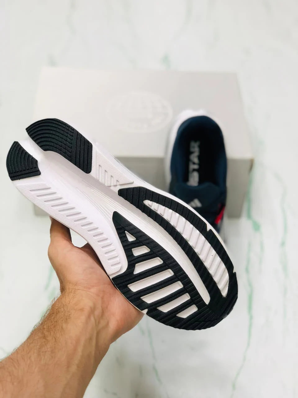ADISTAR 3 BLUE AND WHITE