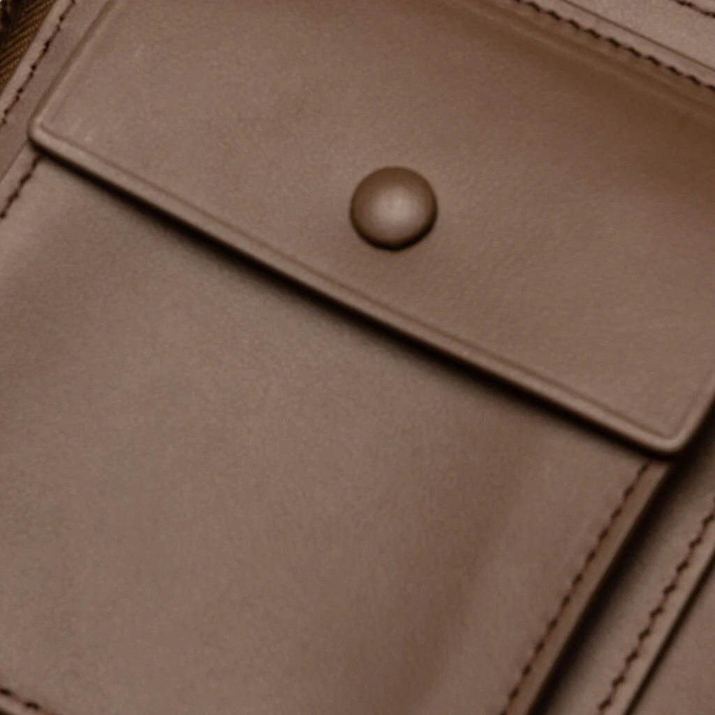 Zipped Wallet Camel Brown