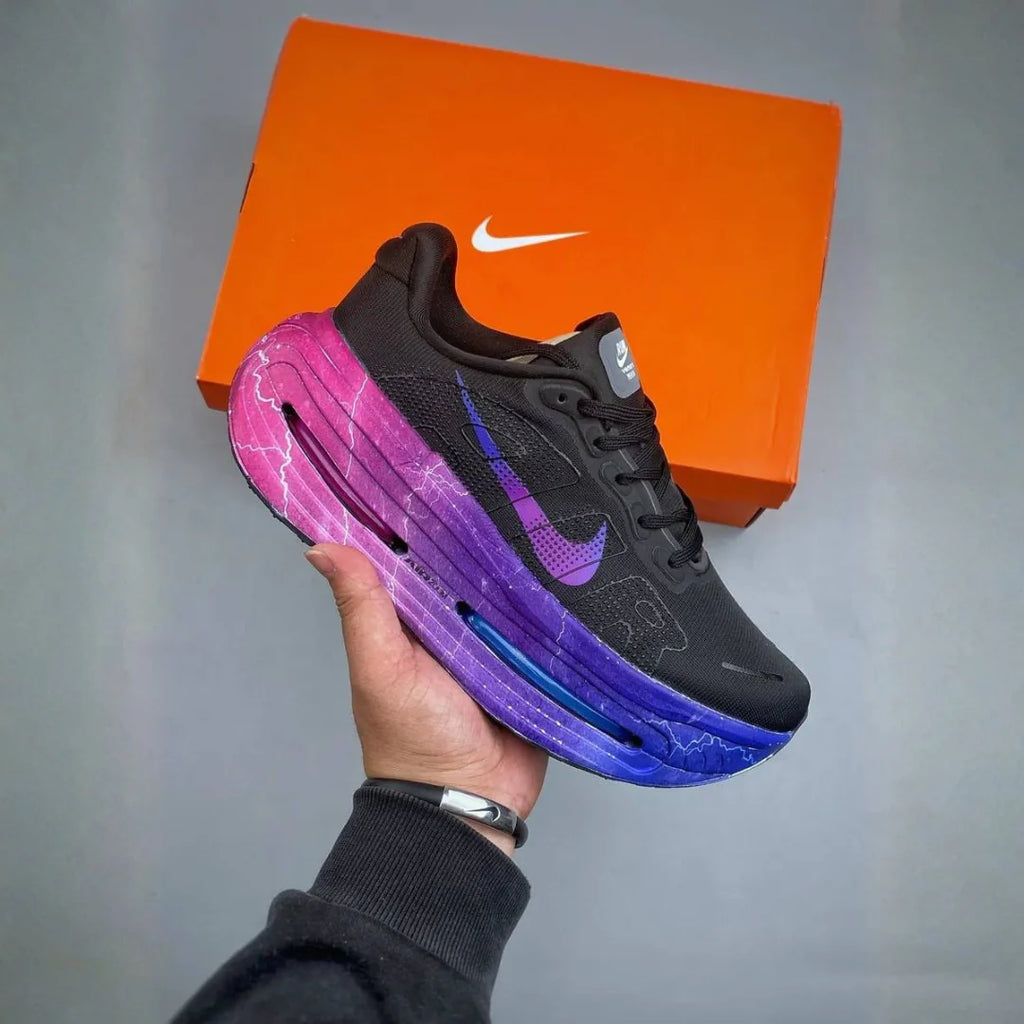 Nike Vomero Premium Lightning Strike Pack