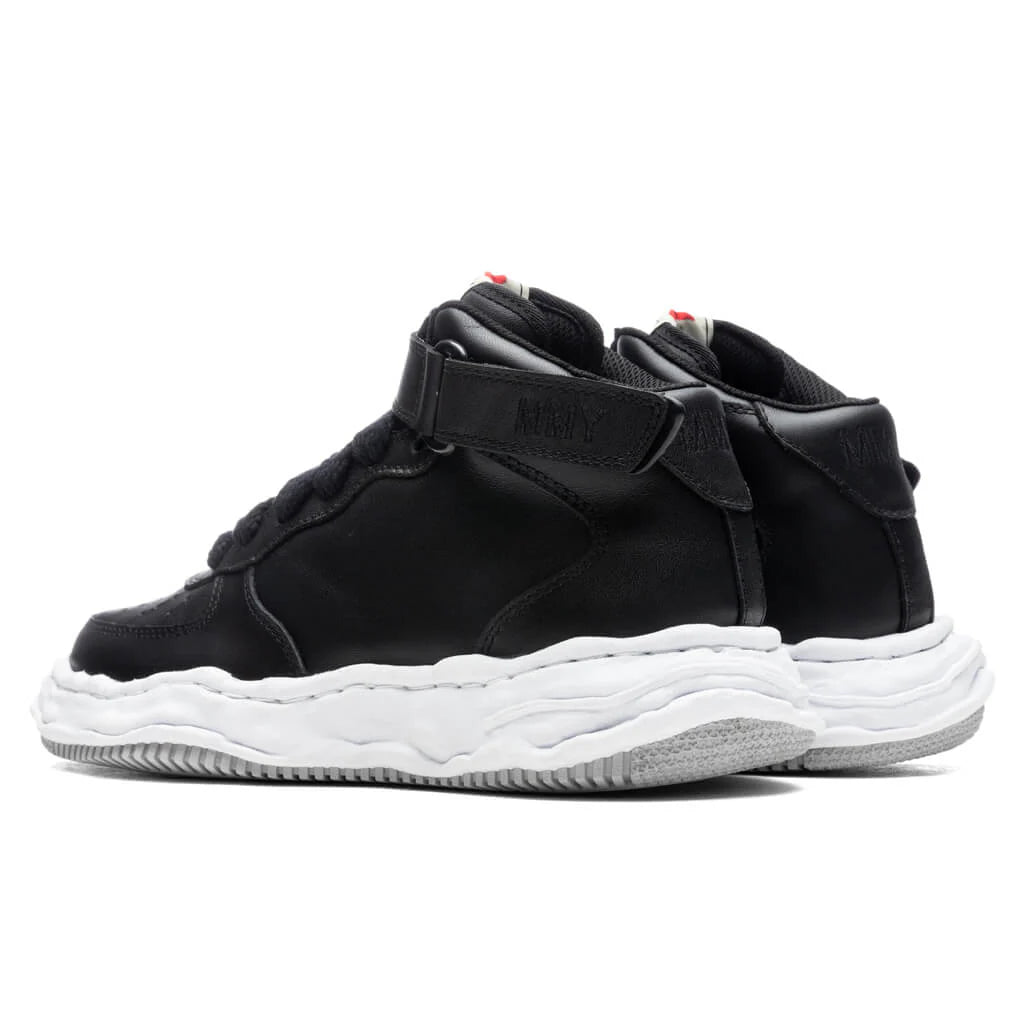 Wayne High Black