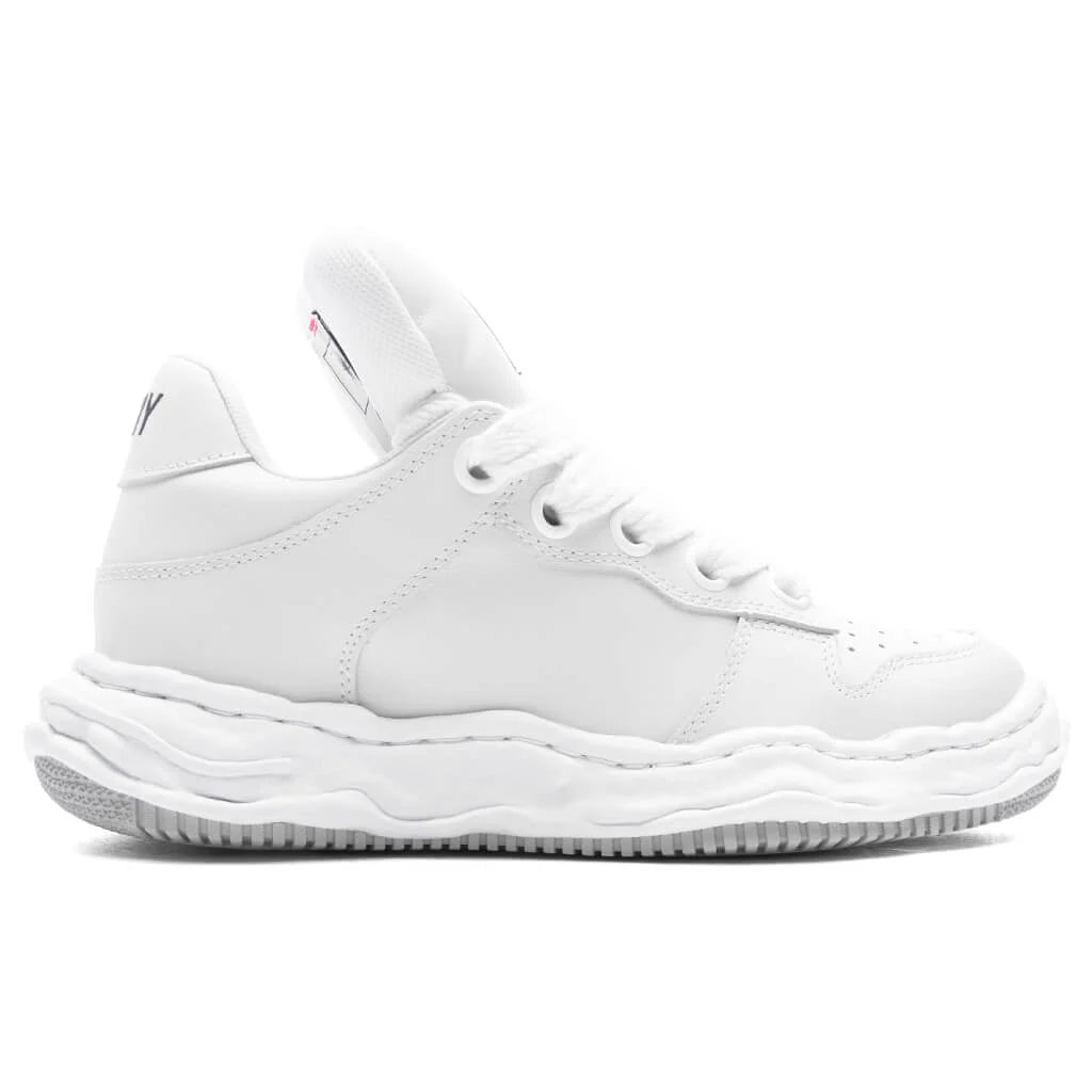 Wayne Low Top Sneakers White
