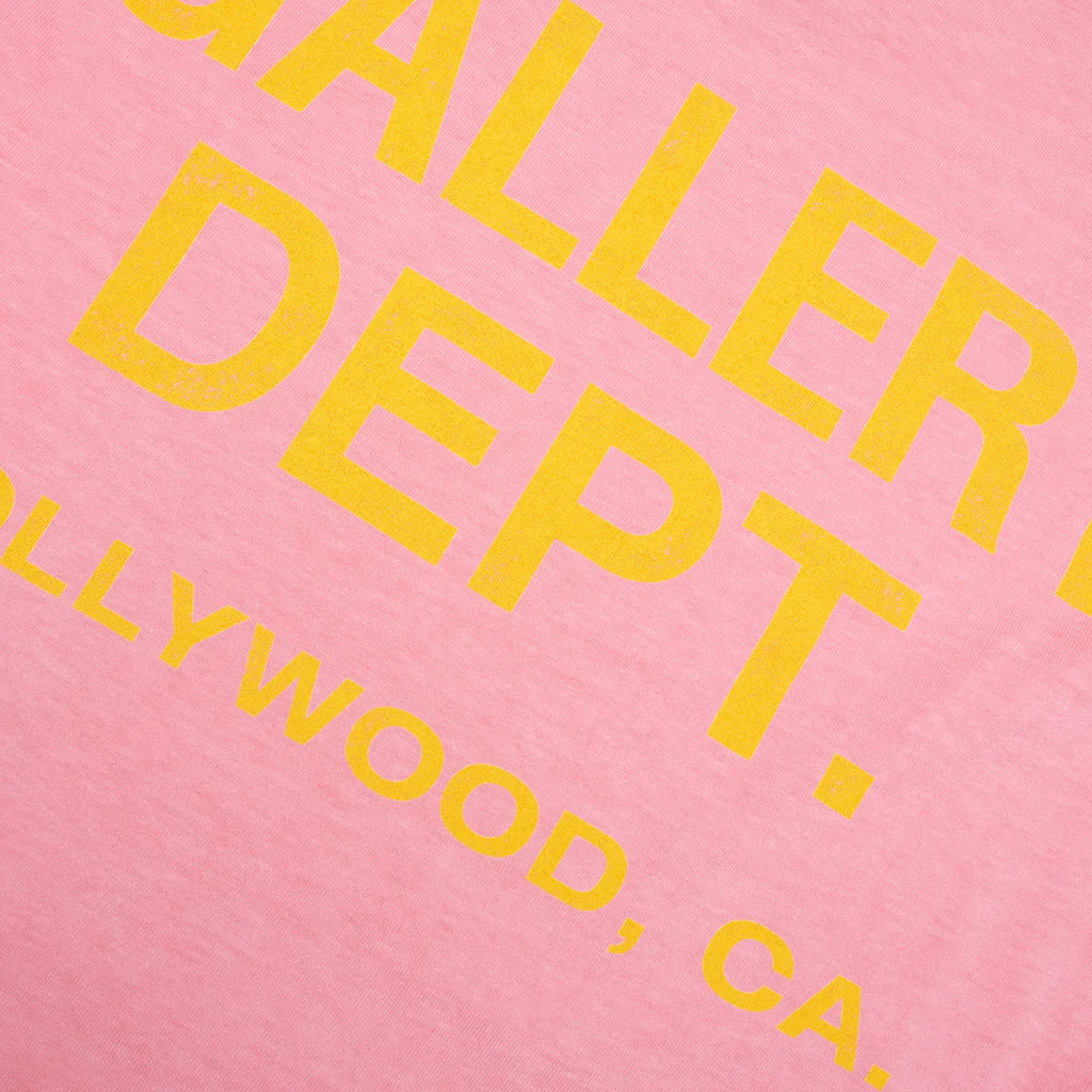 Vintage Souvenir Tee Candy Pink