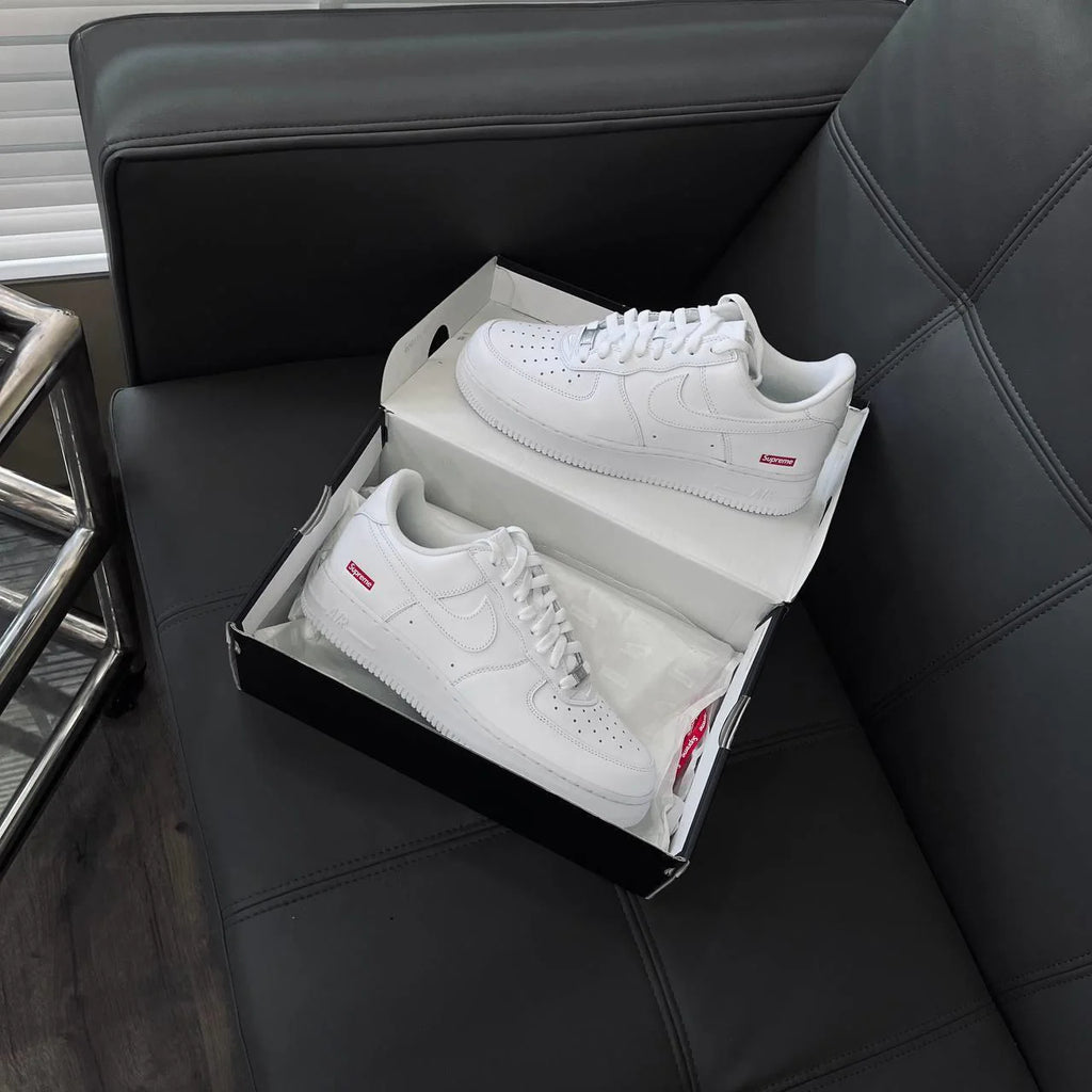 Nike Air Force 1x Supreme Low Box Logo White