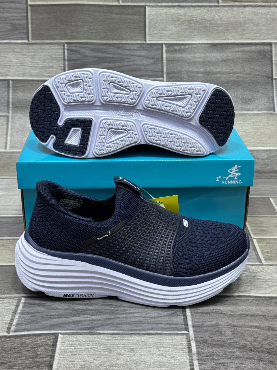 MAX COUSION SLIP INN SKECHERS NAVY BLUE