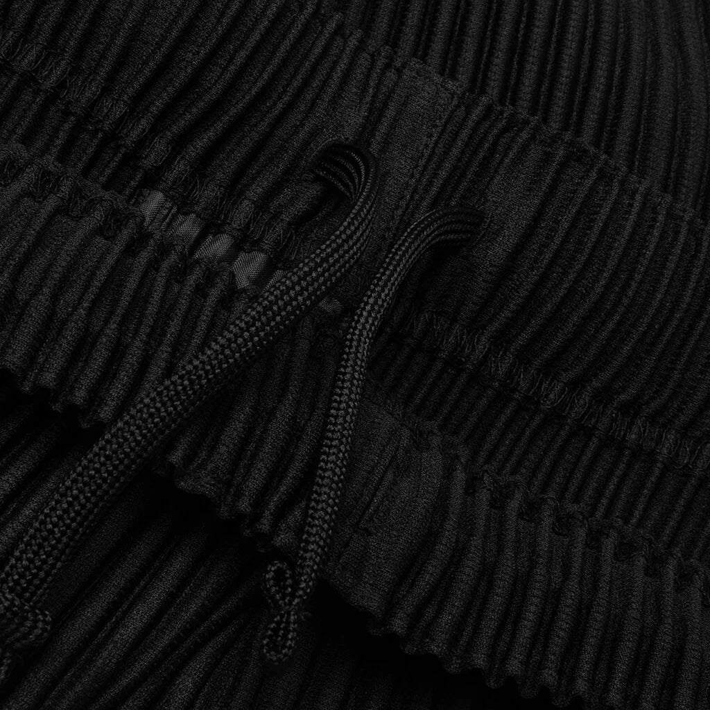 July Shorts Black
