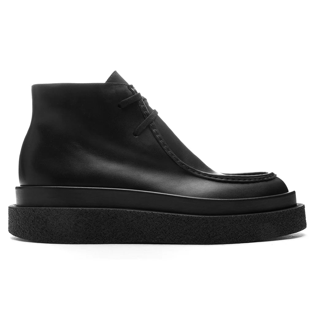 Low Boot Black