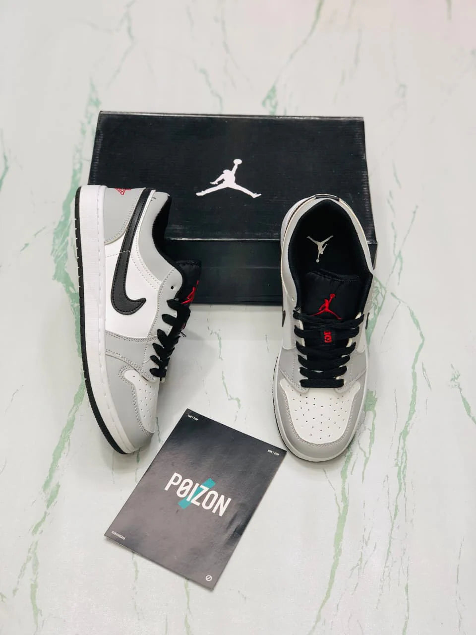 NIKE AIR JORDAN 1 LOW SMOKE GRAY WHITE AND BLACK