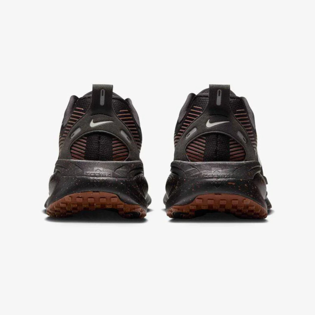 Nike Vomero 18 Preto Marrom