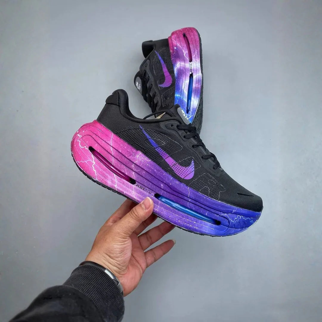 Nike Vomero Premium Lightning Strike Pack