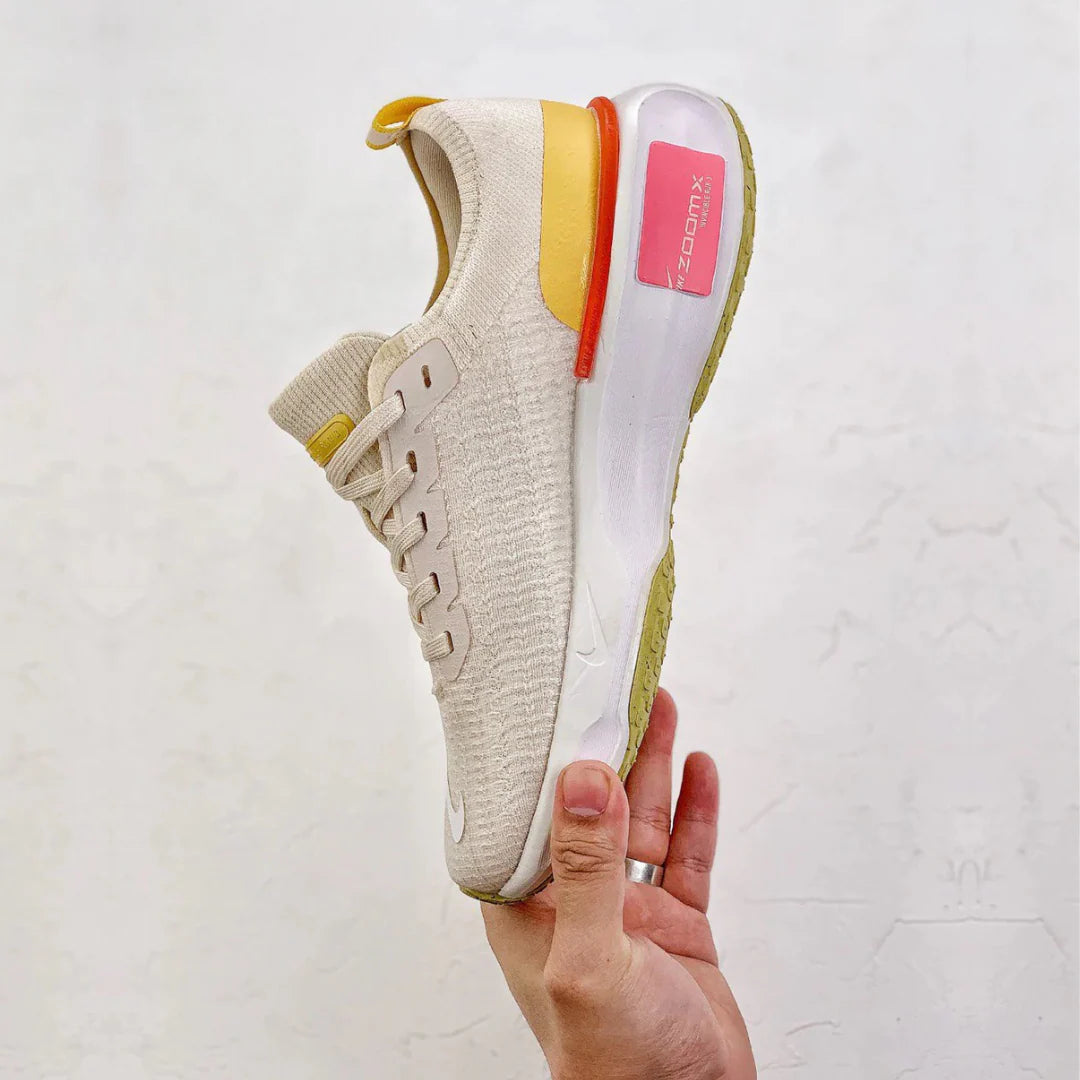 Nike Invincible Run 3 Bege Branco