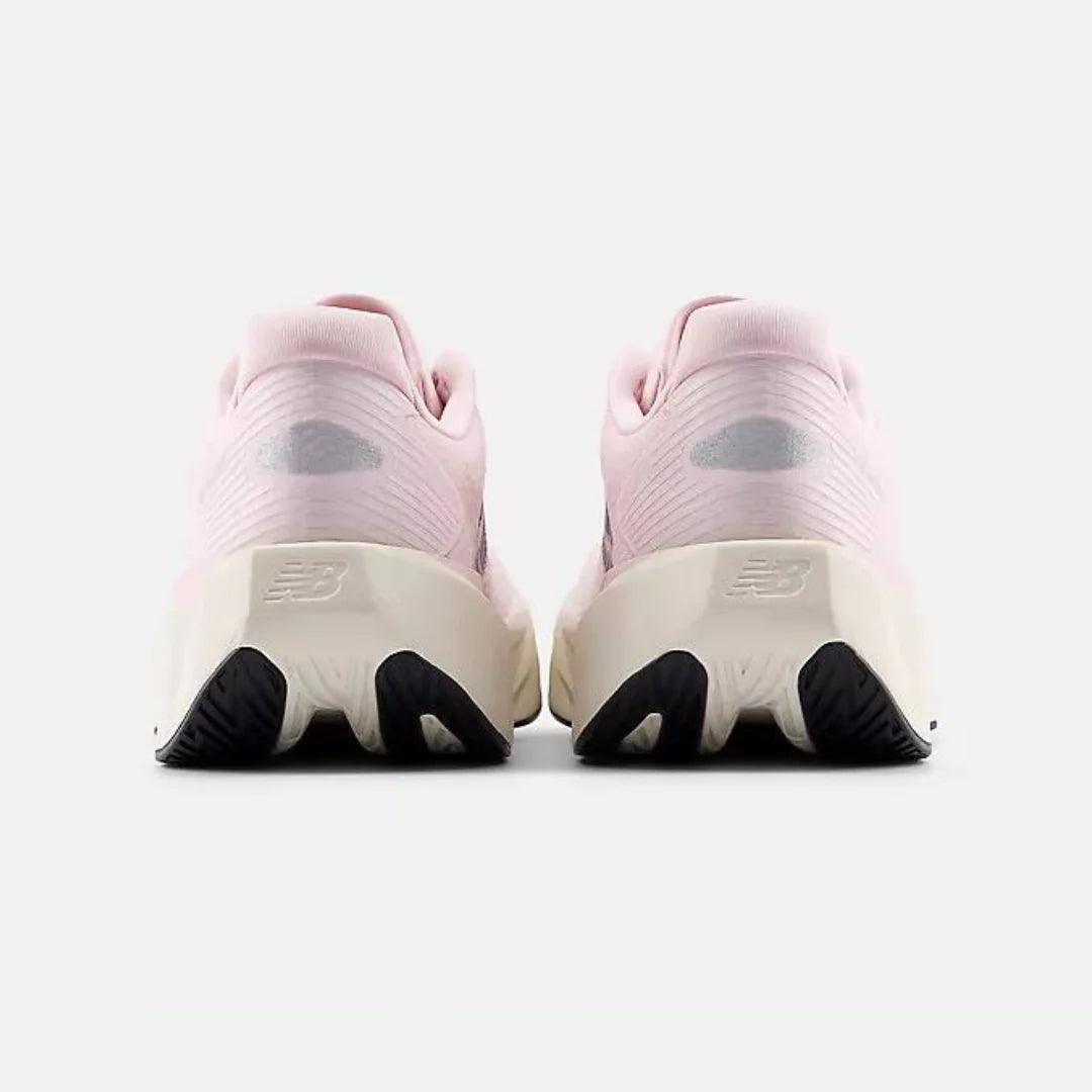 New Balance Fuelcell Rebel V5 Rosa