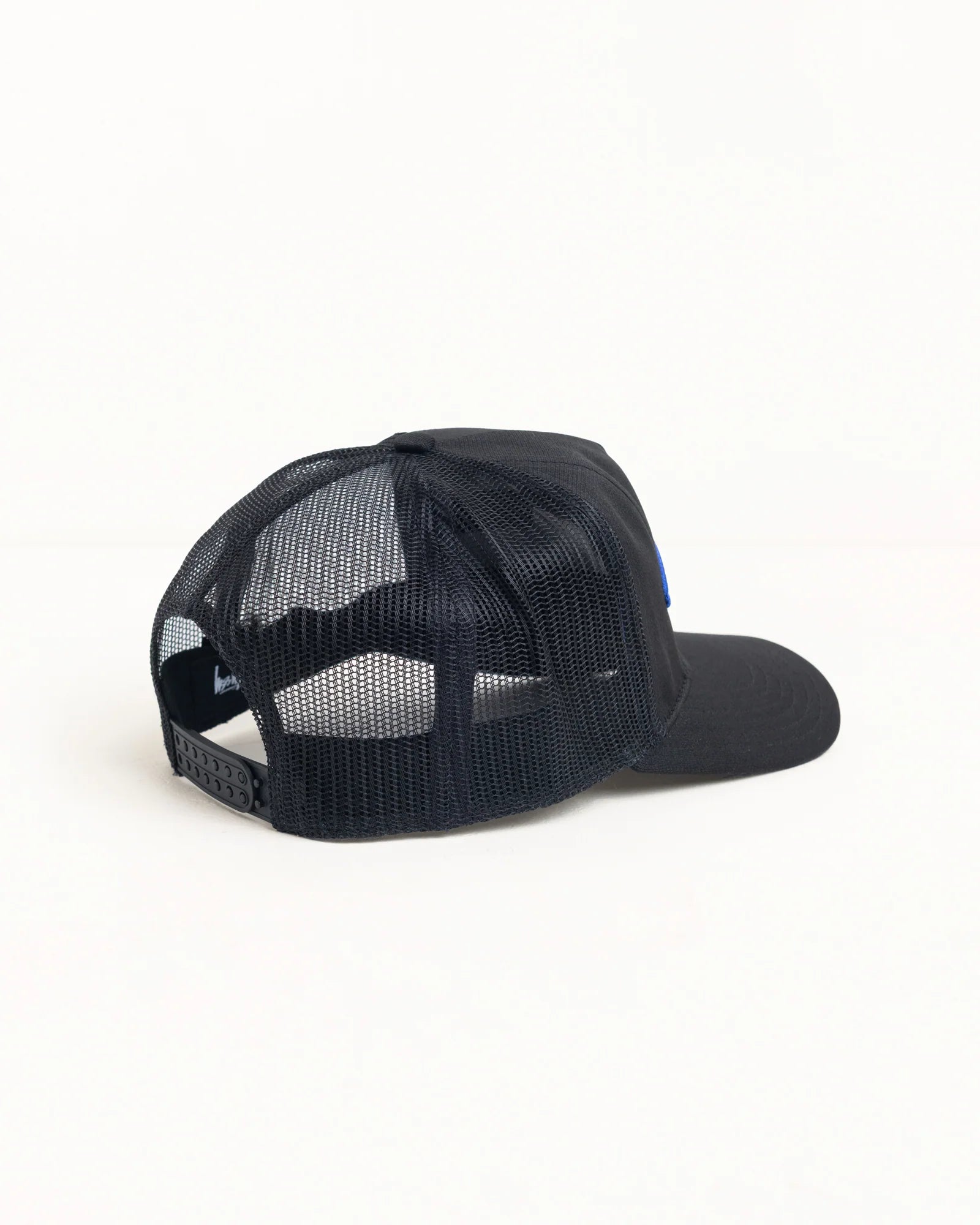 TOUGH GEAR TRUCKER