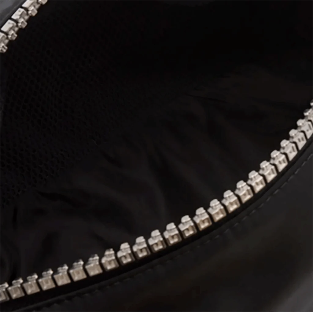 G Zip Toilet Pouch Black