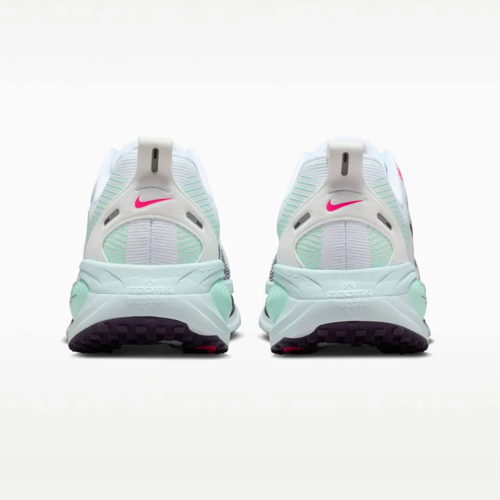 Nike Vomero 18 Azul Glacial Rosa