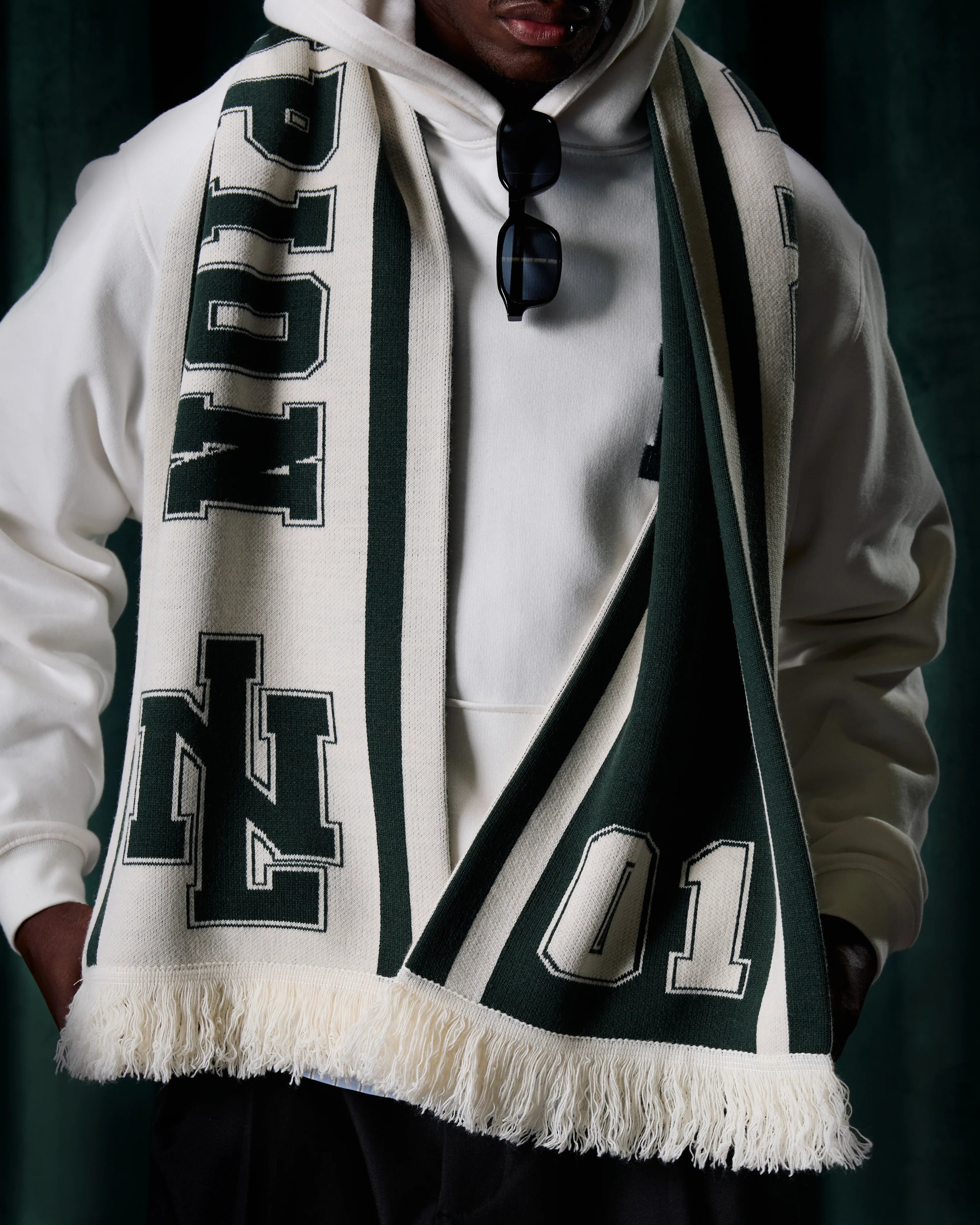 WORLD CHAMPION SCARF