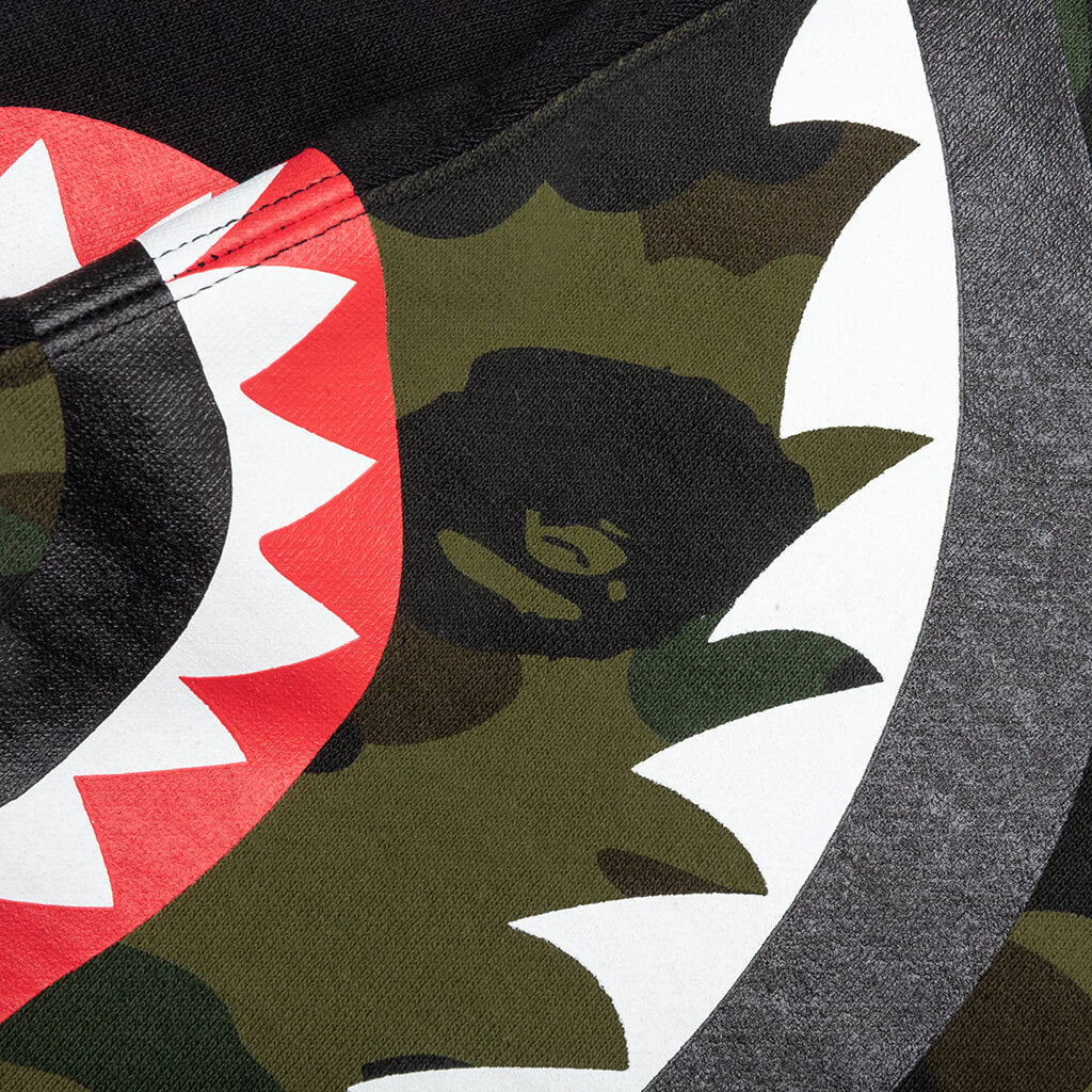 1st Camo Back Shark Sweat Shorts Green